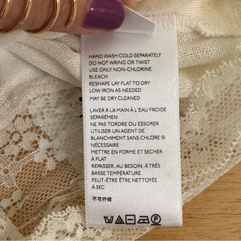 Urban Outfitters Samara Plunging Surplice Crop Top - Picture 7 of 15